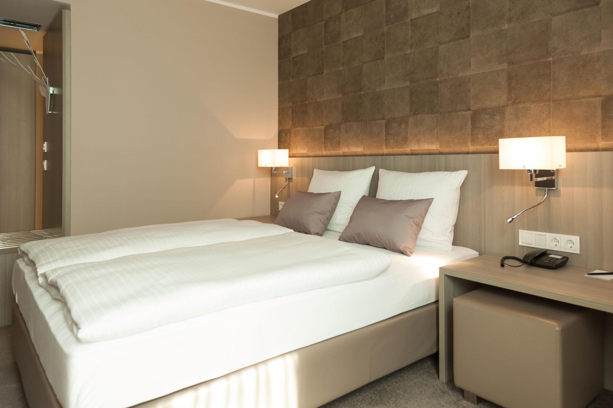 Relexa Hotel Muenchen Экстерьер фото