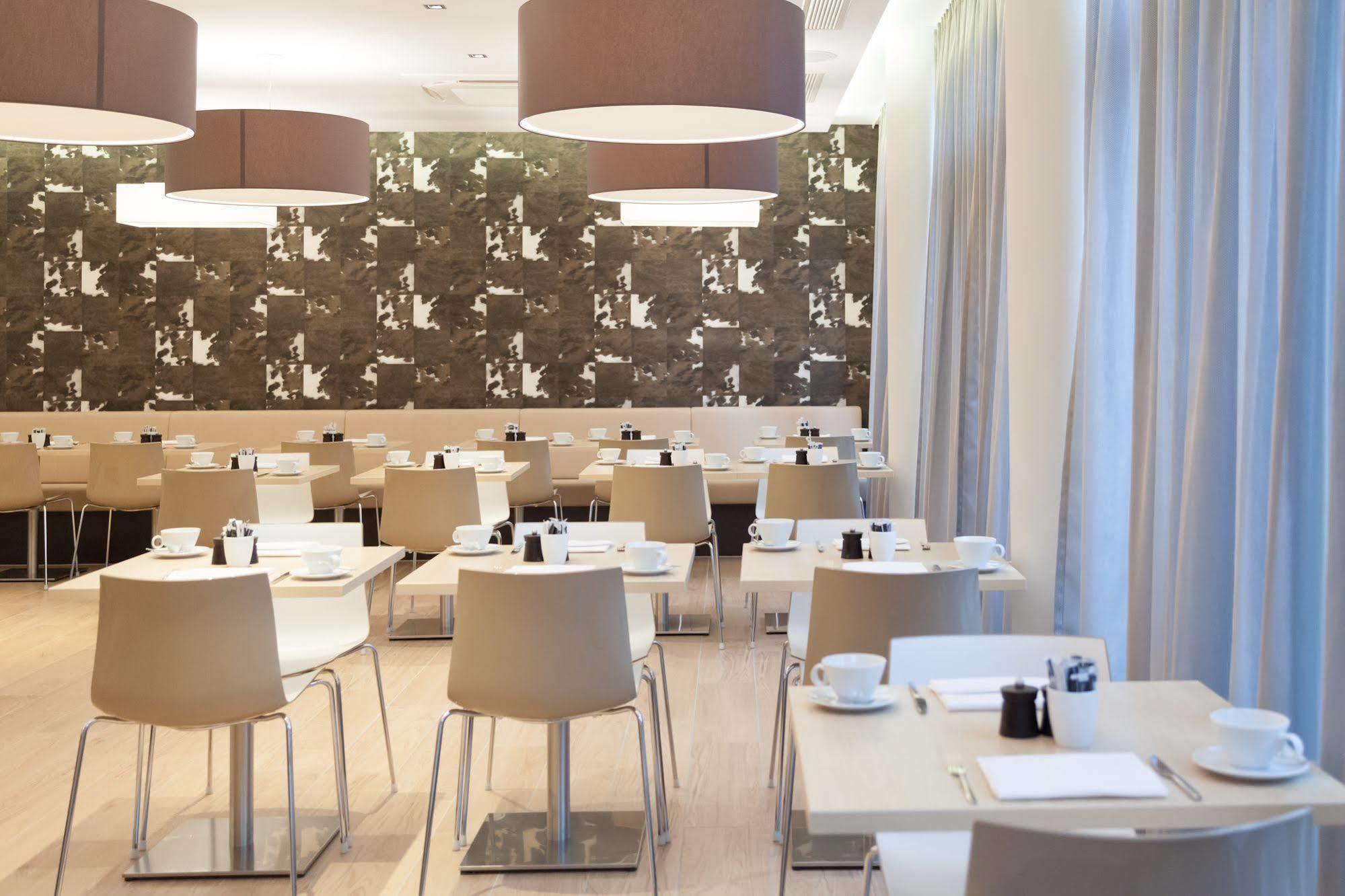 Relexa Hotel Muenchen Экстерьер фото